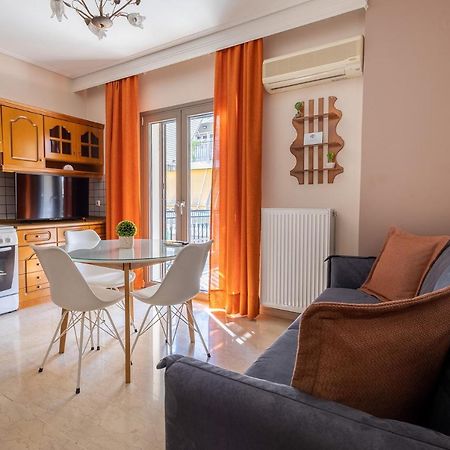 Your Cozy Six Street Apartment 拉里萨 外观 照片