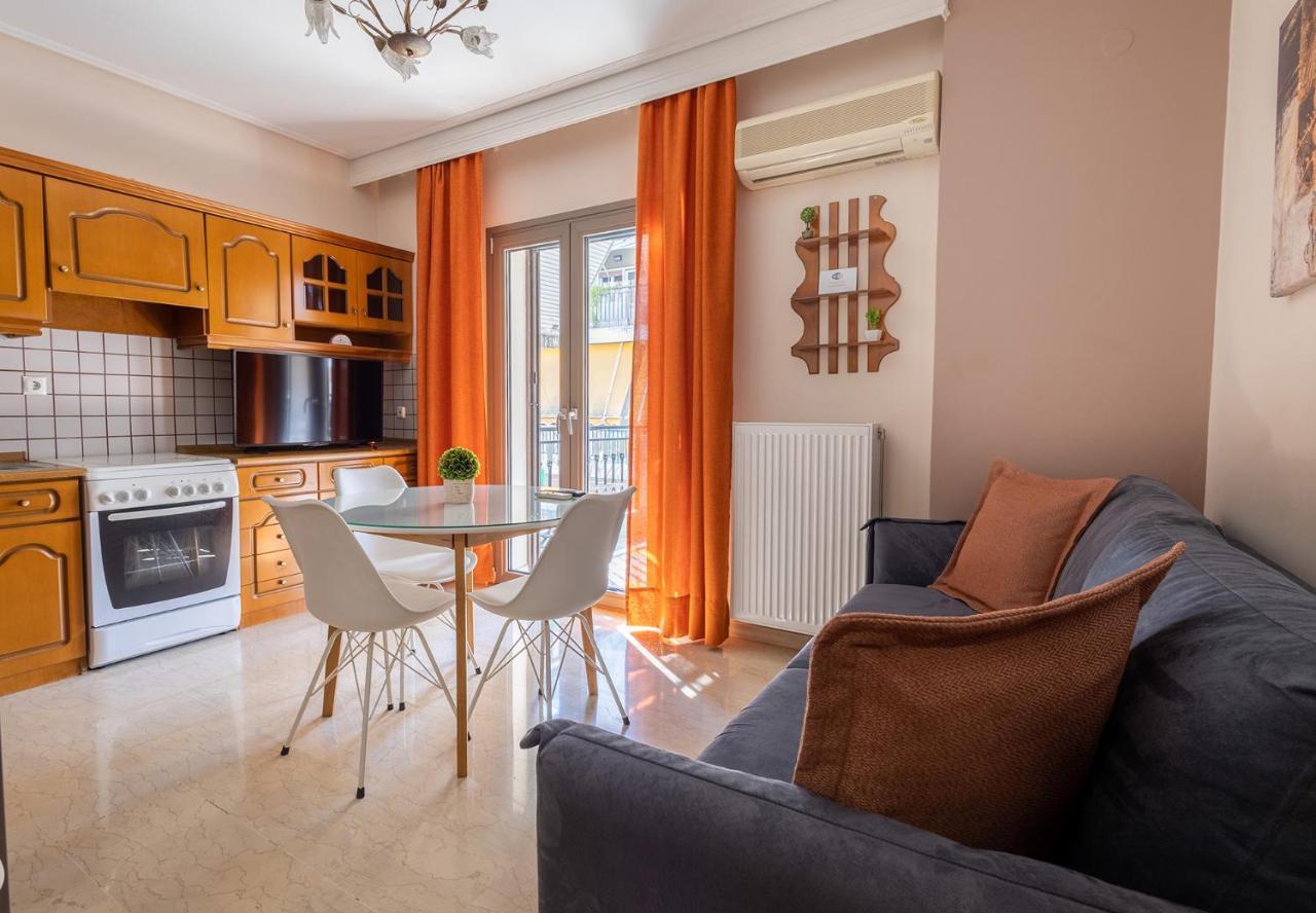 Your Cozy Six Street Apartment 拉里萨 外观 照片